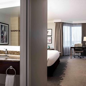 Luxury King Room Roll Shower Bath Tub Mobility Accessible
